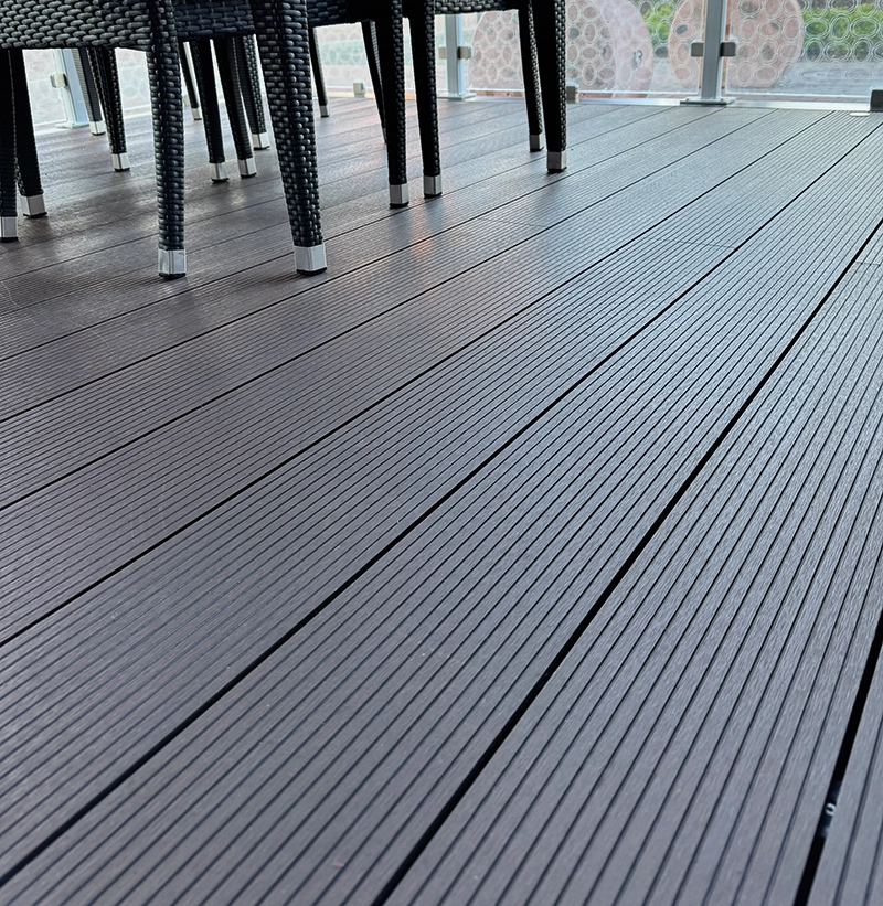 Dakota Living Light Neo Decking